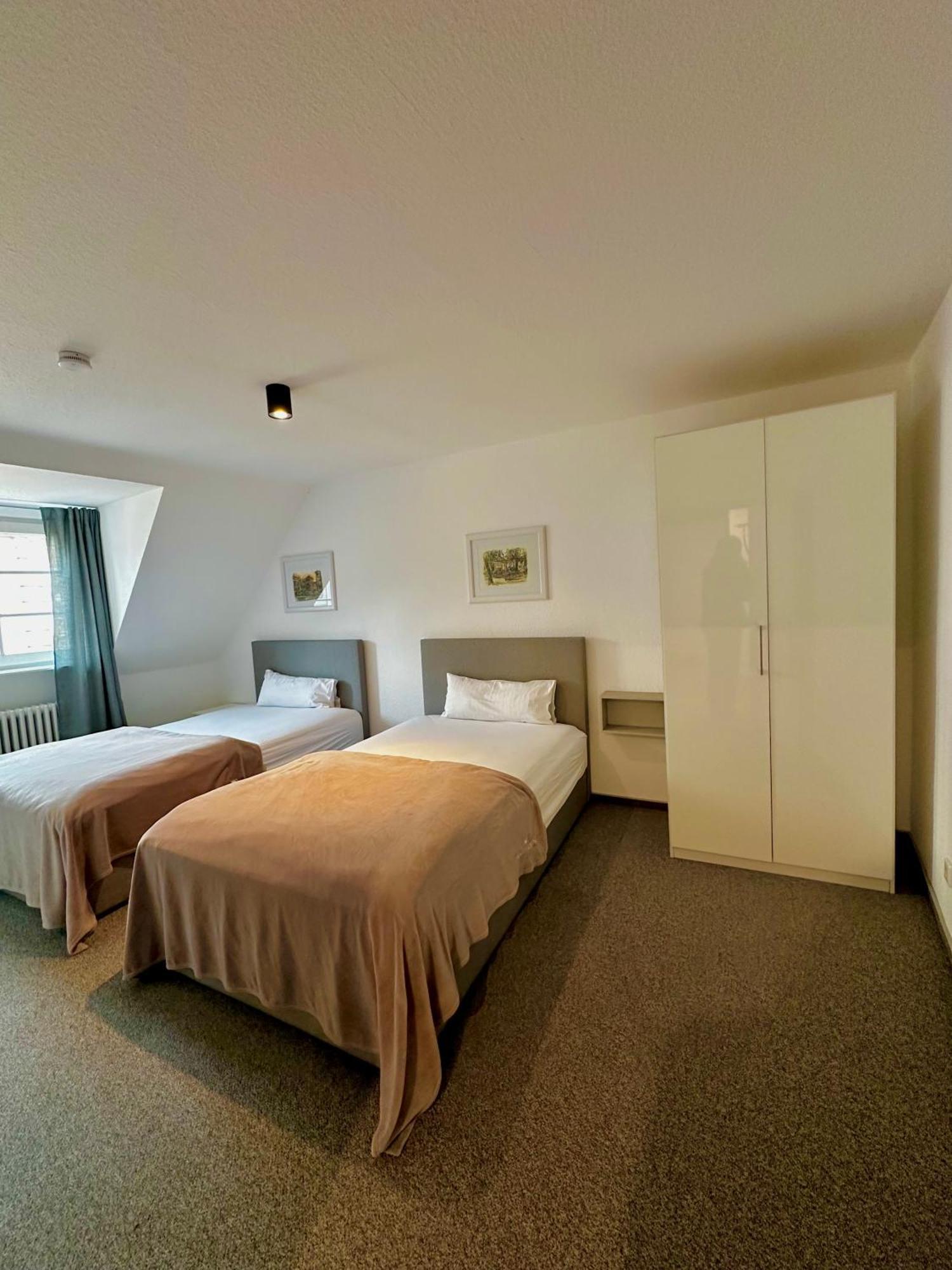 Hirsch Appartements 巴登-巴登 外观 照片