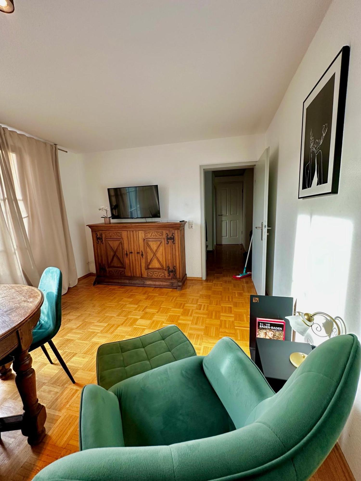 Hirsch Appartements 巴登-巴登 外观 照片