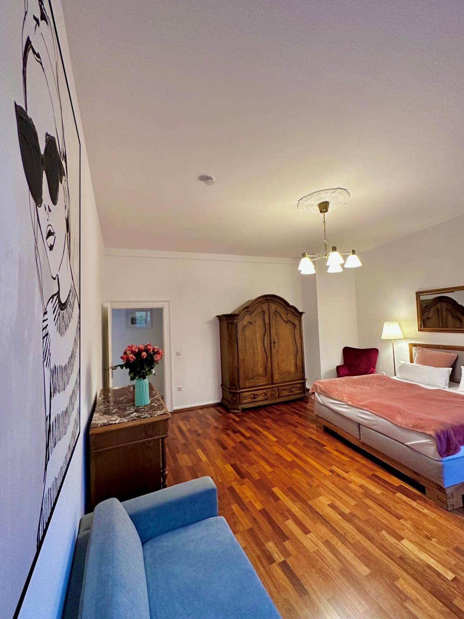 Hirsch Appartements 巴登-巴登 外观 照片