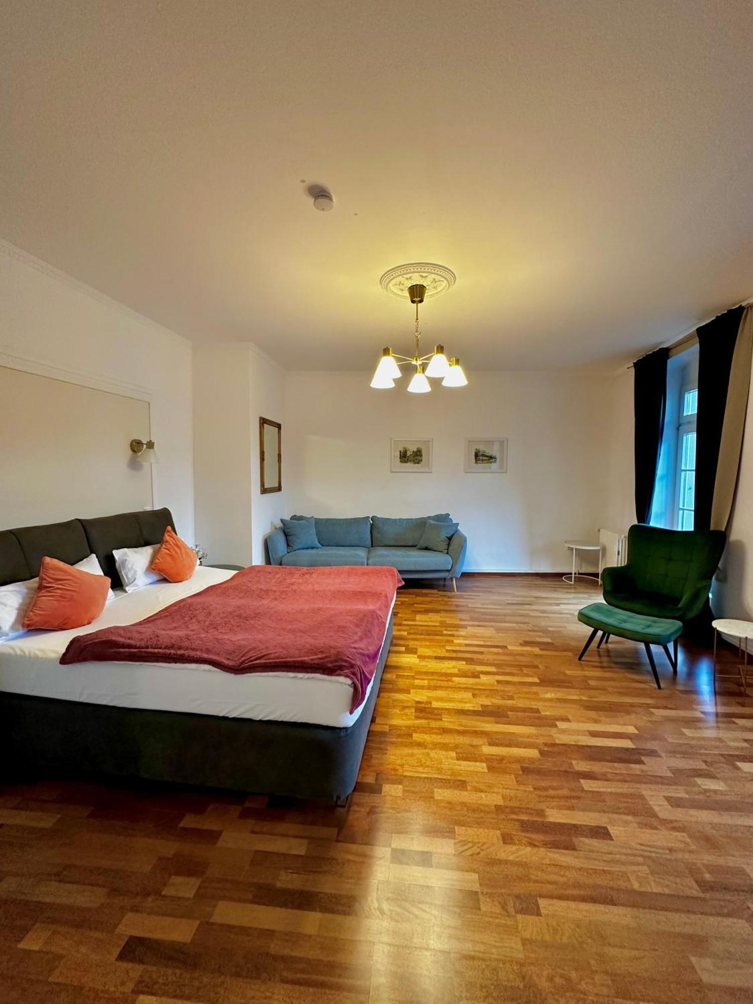Hirsch Appartements 巴登-巴登 外观 照片