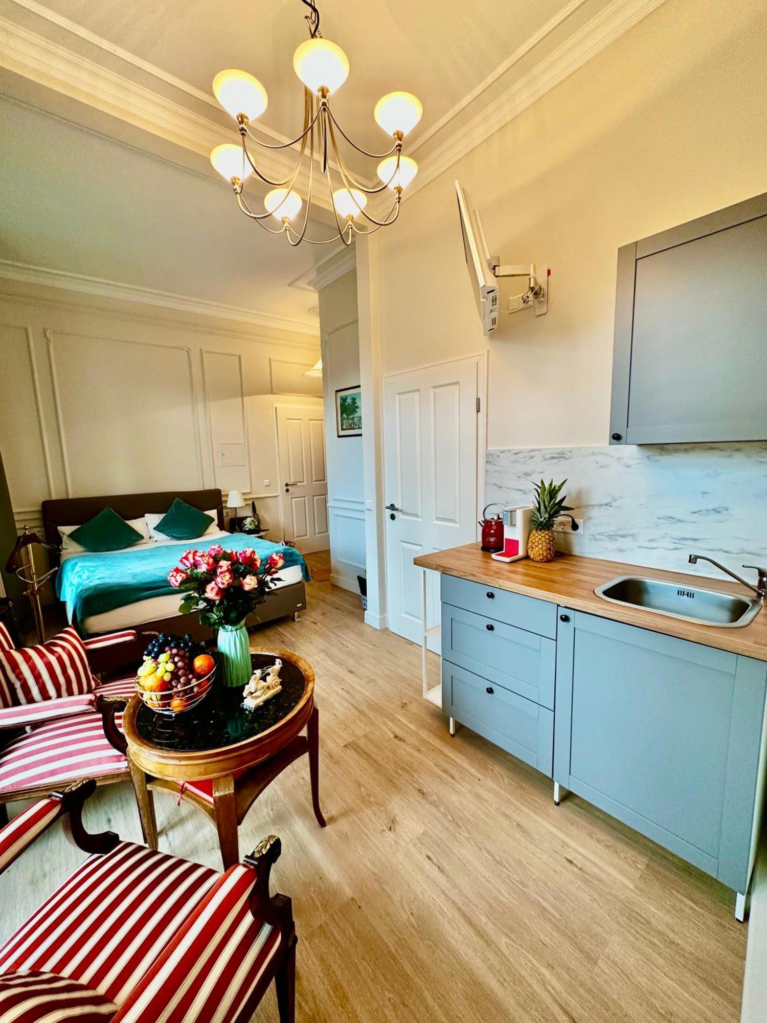 Hirsch Appartements 巴登-巴登 外观 照片