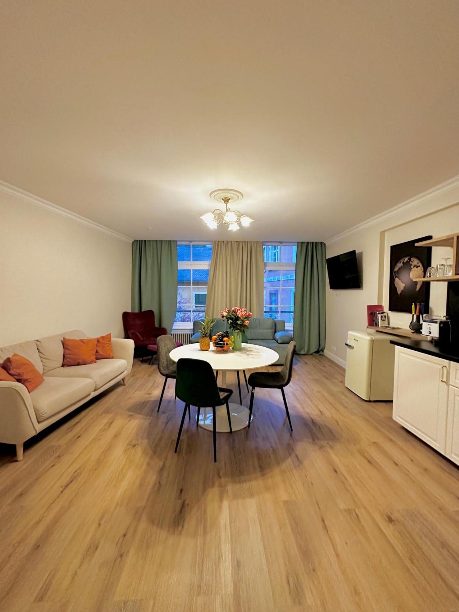 Hirsch Appartements 巴登-巴登 外观 照片