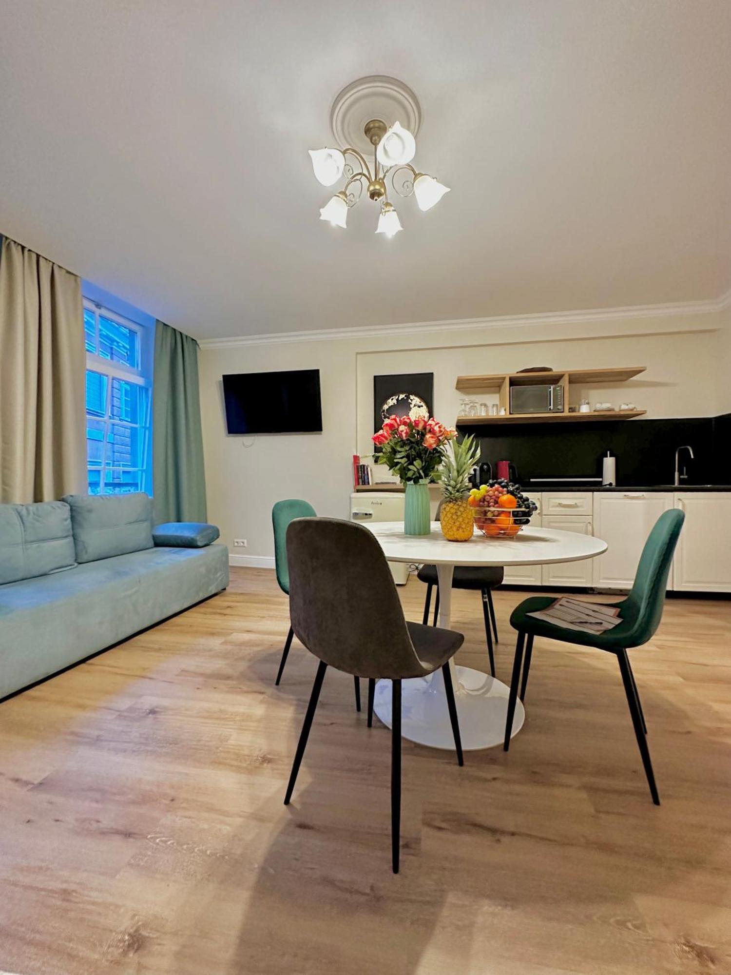 Hirsch Appartements 巴登-巴登 外观 照片